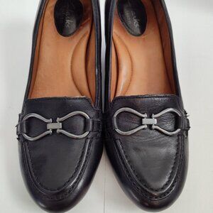 Ladies SZ 6-1/2M Clarks Artisan Black Leather Pump